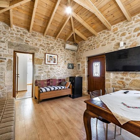 Guest House Aphrodite Kato Archanes Exteriér fotografie